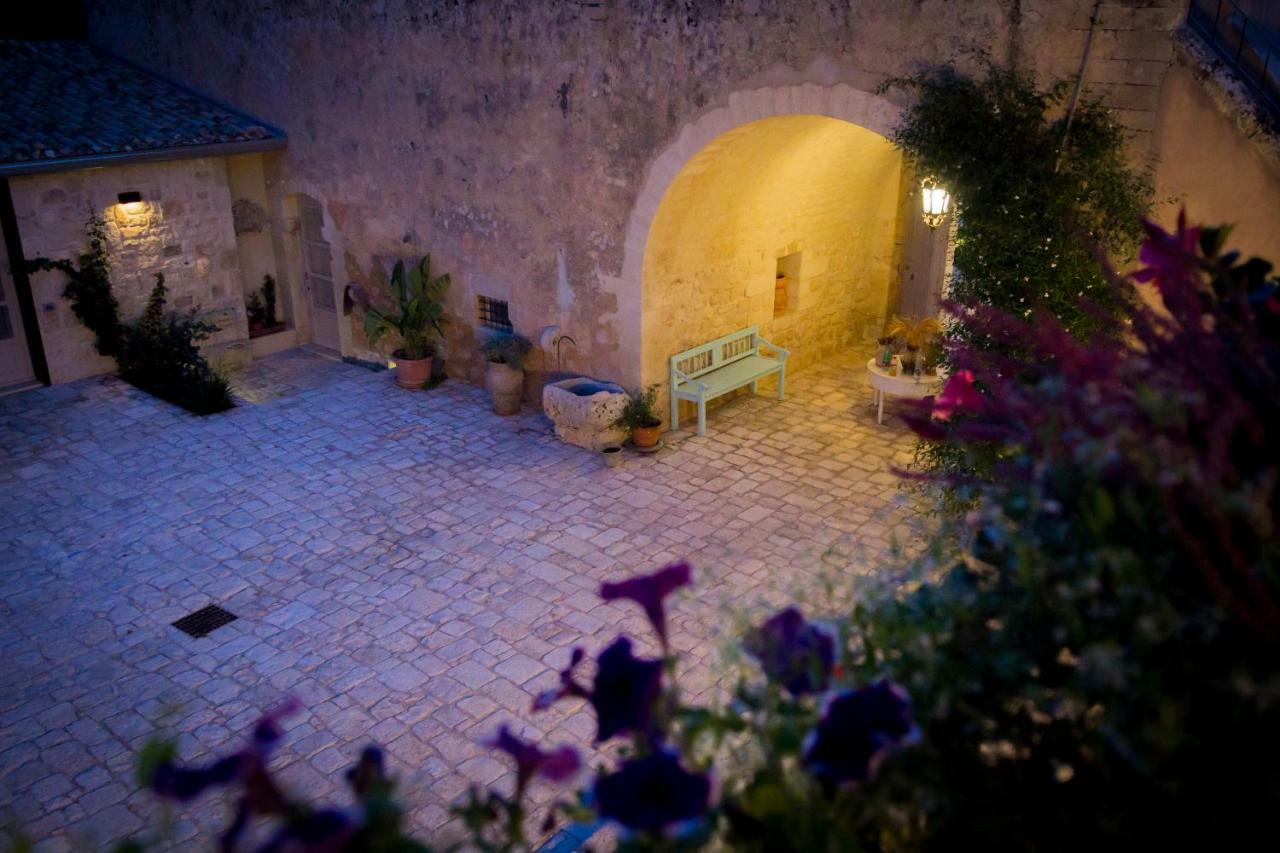 Terre Di Cavalusi Relais Guest House Donnafugata Exterior photo