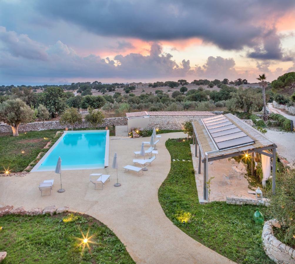 Terre Di Cavalusi Relais Guest House Donnafugata Exterior photo