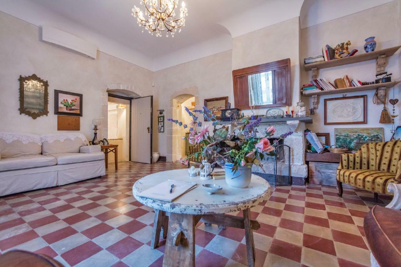 Terre Di Cavalusi Relais Guest House Donnafugata Exterior photo