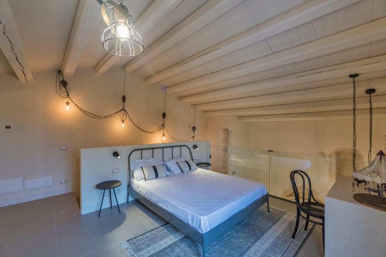 Terre Di Cavalusi Relais Guest House Donnafugata Exterior photo