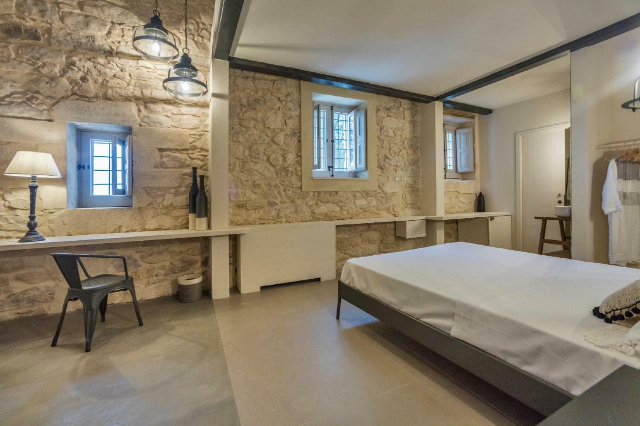 Terre Di Cavalusi Relais Guest House Donnafugata Exterior photo